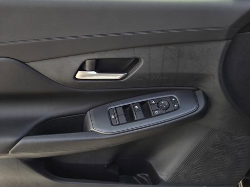 Used 2026 Nissan Sentra SV w/ Floor Mat Package FWD image 15