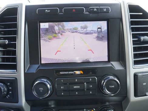 Used 2020 Ford F150 Lariat image 7