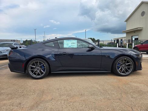 New 2026 Ford Mustang Dark Horse w/ Dark Horse Handlin Package RWD image 4