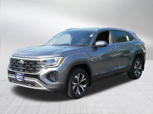 Certified 2024 Volkswagen Atlas Cross Sport SE AWD/4WD image 3