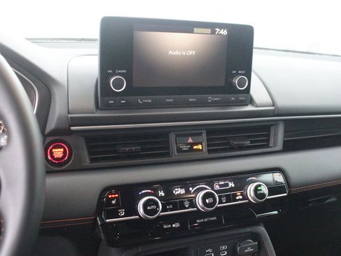 Used 2025 Honda Pilot Sport image 20