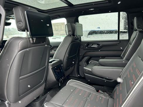 New 2026 GMC Yukon XL AT4 Ultimate w/ LPO, Floor Liner Package image 8
