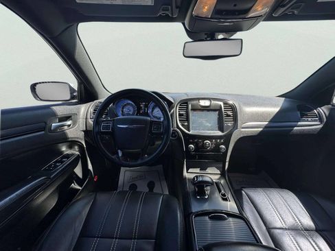 Used 2014 Chrysler 300 S image 19