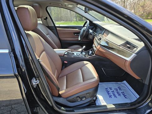 Used 2011 BMW 535i xDrive Sedan image 16