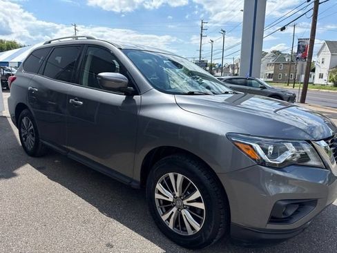 Used 2020 Nissan Pathfinder SV AWD/4WD image 4