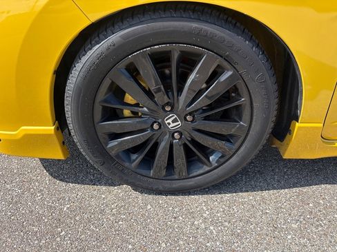 Used 2018 Honda Fit Sport image 31