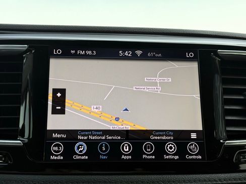 Used 2020 Chrysler Pacifica Limited image 42