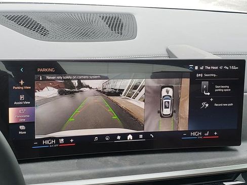 New 2026 BMW X5 xDrive50e w/ M Sport Package image 24