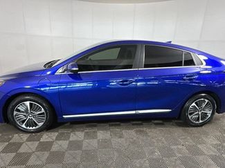 Used 2022 Hyundai Ioniq SEL FWD video 5