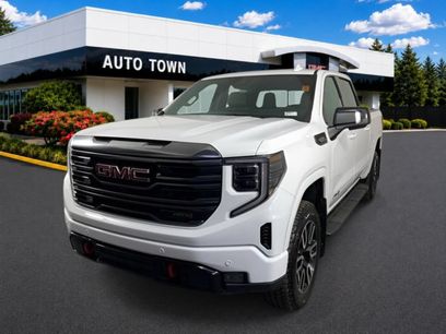 Used 2024 GMC Sierra 1500 AT4 w/ Technology Package