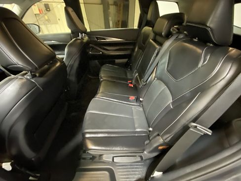 Used 2025 INFINITI QX60 Luxe image 25