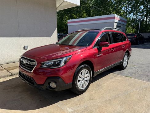 Used 2019 Subaru Outback 2.5i Premium AWD/4WD image 16