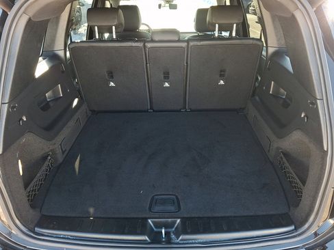 Used 2023 Mercedes-Benz GLB 250 4MATIC image 18