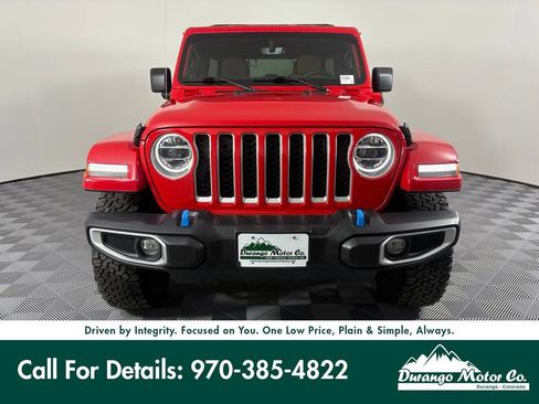 Used 2022 Jeep Wrangler Unlimited Sahara w/ Cold Weather Group AWD/4WD image 3