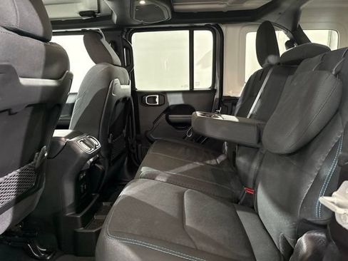 Used 2024 Jeep Wrangler Unlimited Rubicon 4xe AWD/4WD image 14