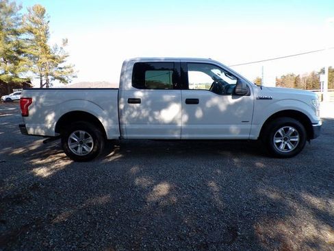 Used 2016 Ford F150 XLT image 5