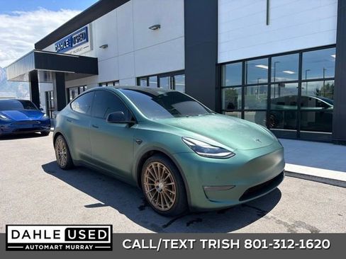 Used 2022 Tesla Model Y Performance AWD/4WD image 1