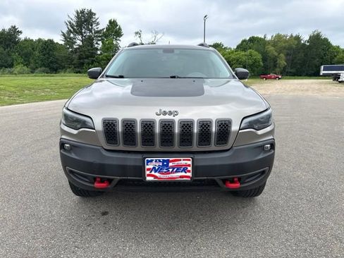 Used 2020 Jeep Cherokee Trailhawk AWD/4WD image 8