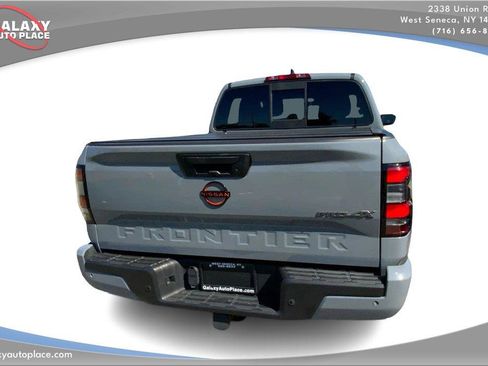 Used 2022 Nissan Frontier PRO-4X AWD/4WD image 6