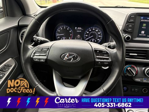 Used 2021 Hyundai Kona SEL FWD image 40