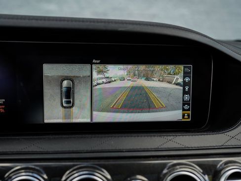 Used 2018 Mercedes-Benz S 560 Sedan w/ AMG Line Exterior image 31