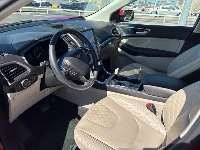 Used 2024 Ford Edge Titanium AWD/4WD image 8