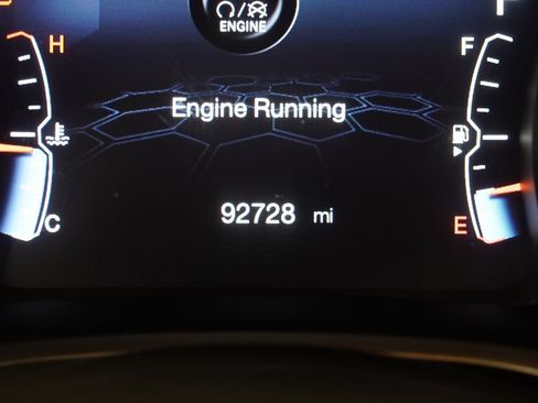 Used 2018 Jeep Compass Latitude w/ Popular Equipment Group AWD/4WD image 4