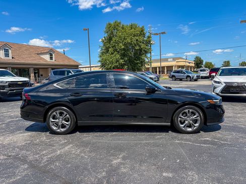 Used 2024 Honda Accord EX image 13