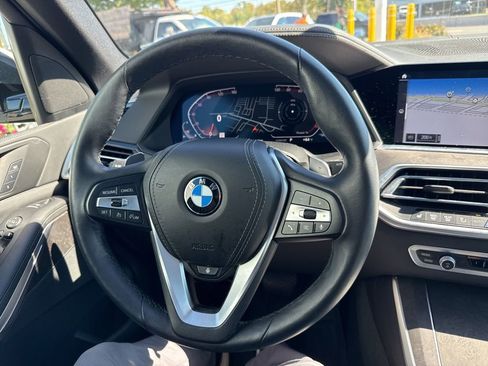 Used 2022 BMW X5 xDrive40i w/ Premium Package image 41