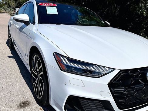 Certified 2025 Audi A7 3.0T Prestige w/ Prestige Package image 12