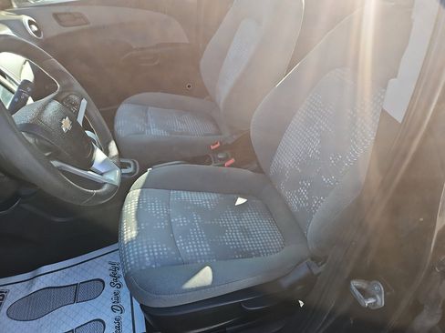 Used 2018 Chevrolet Sonic LS image 11