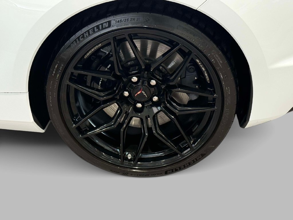 Used 2026 Chevrolet Corvette Z06 RWD image 13
