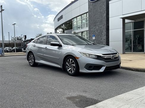 Used 2016 Honda Civic EX image 10