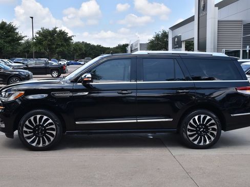 Used 2024 Lincoln Navigator Black Label AWD/4WD image 12