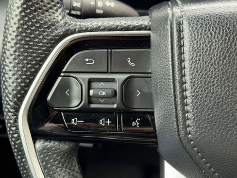 Used 2024 Toyota Sequoia Platinum AWD/4WD image 20