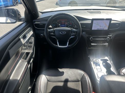 Used 2022 Ford Explorer ST-Line w/ Class IV Trailer Tow Package image 16