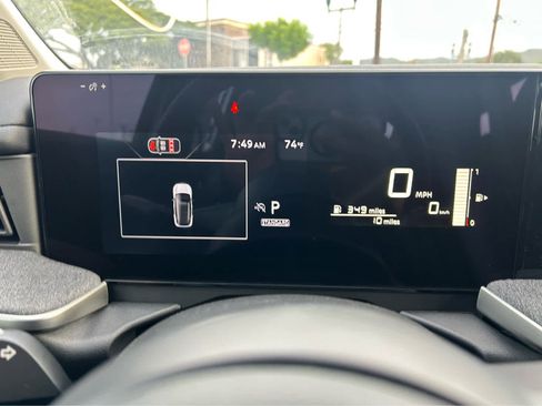 New 2026 Nissan Kicks S image 7