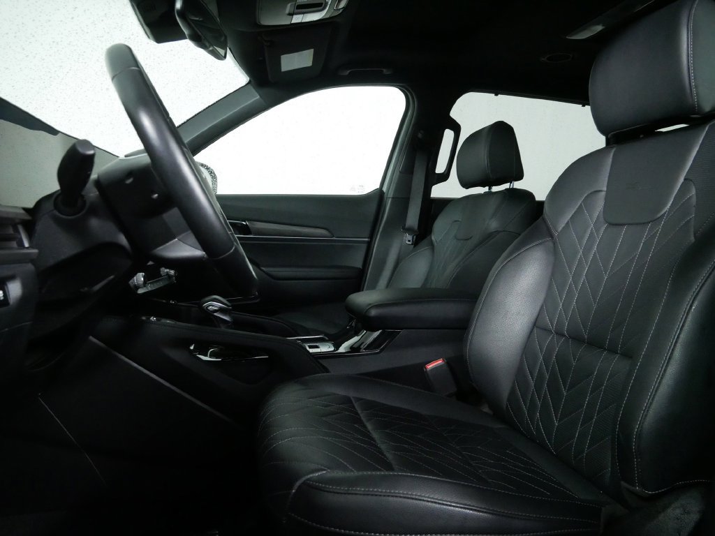 Used 2025 Kia Telluride EX X-Line AWD/4WD image 17