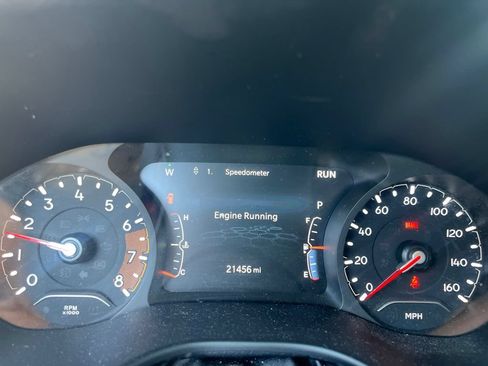 Used 2023 Jeep Compass Limited AWD/4WD image 4