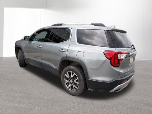 Used 2023 GMC Acadia SLT AWD/4WD image 4