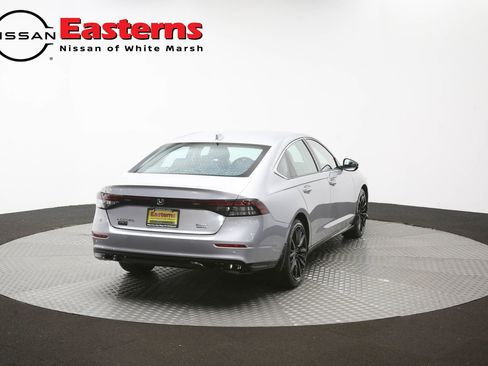 Used 2024 Honda Accord Touring image 39