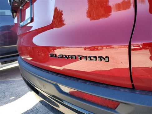 New 2026 GMC Acadia Elevation image 9