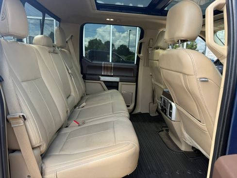Used 2019 Ford F150 Lariat w/ Equipment Group 502A Luxury AWD/4WD image 18