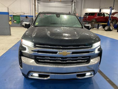 Used 2021 Chevrolet Silverado 1500 LTZ w/ LTZ Premium Package image 2