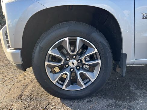 Used 2021 Chevrolet Silverado 1500 RST image 5