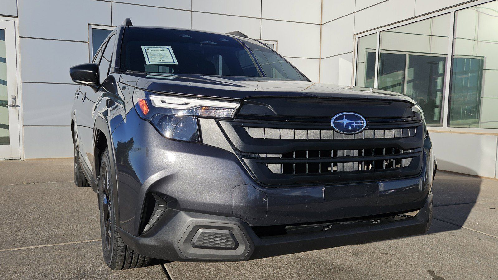 Used 2025 Subaru Forester AWD/4WD image 4