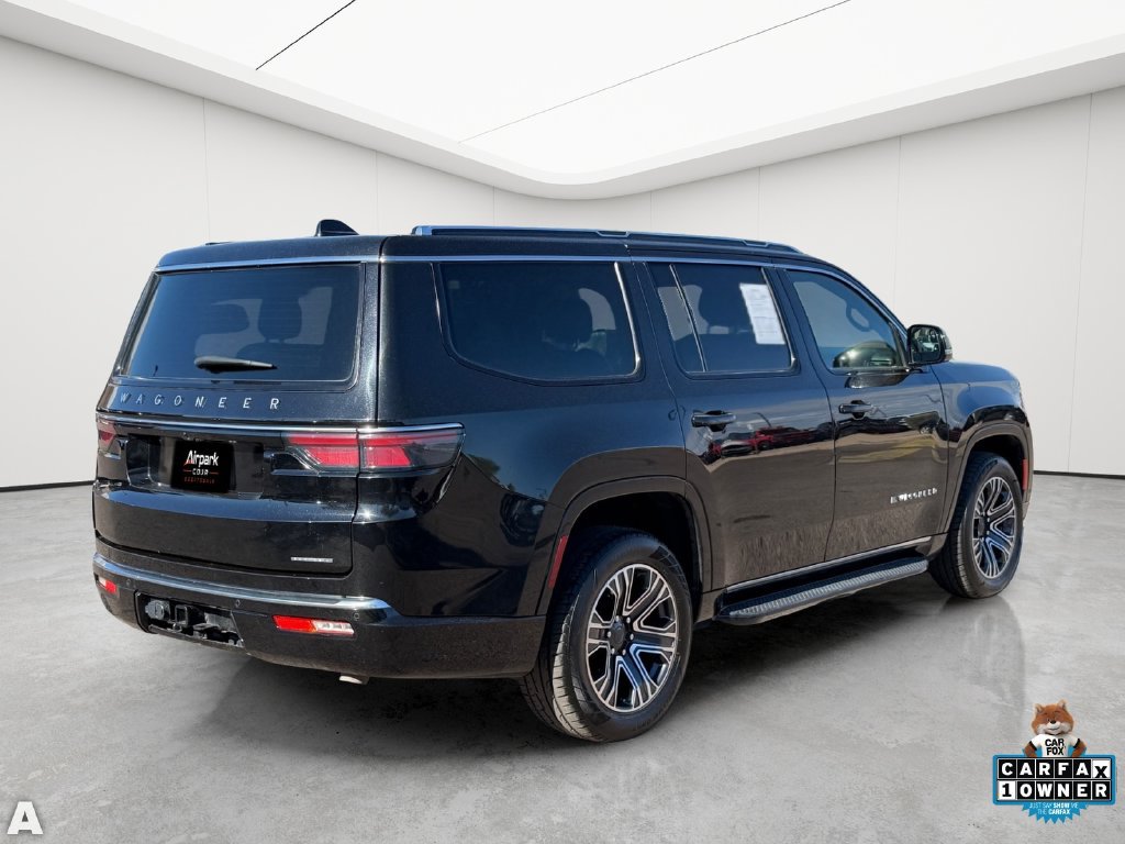 Certified 2024 Jeep Wagoneer Series II w/ Flexible Seating Group RWD image 6