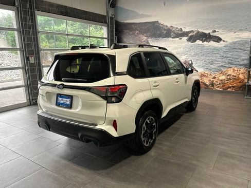 Used 2026 Subaru Forester Premium AWD/4WD image 35