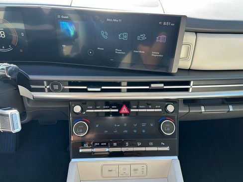 Used 2025 Hyundai Santa Fe SEL AWD/4WD image 19