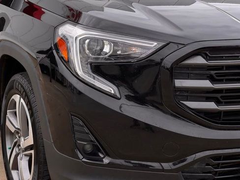 Used 2021 GMC Terrain SLT w/ LPO, Dark Accent Package image 2